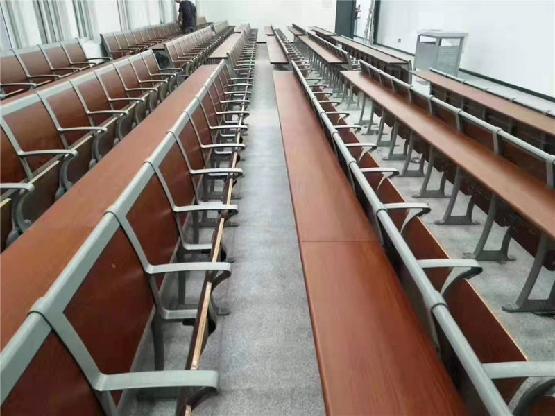礼堂椅